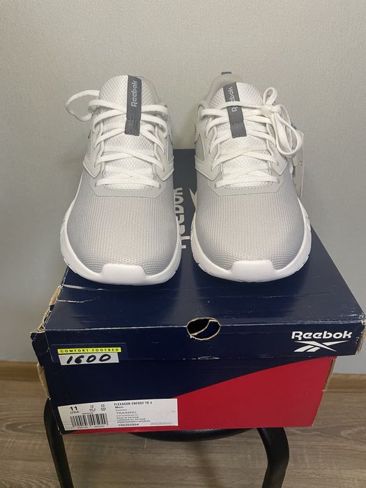 Оригінальне взуття