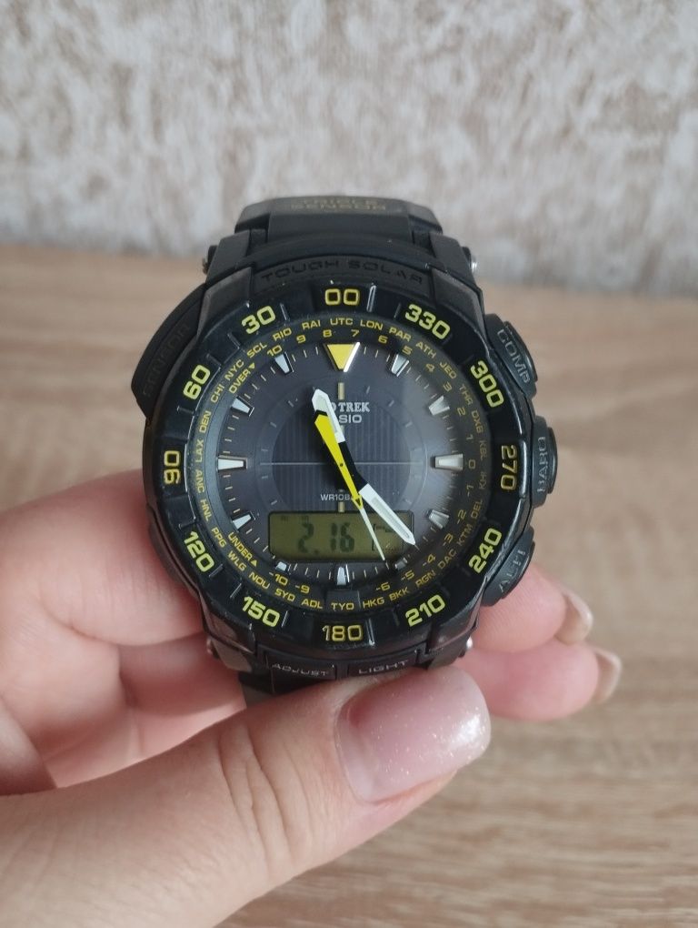 Чоловічий годинник Casio PRG-550-1A9ER