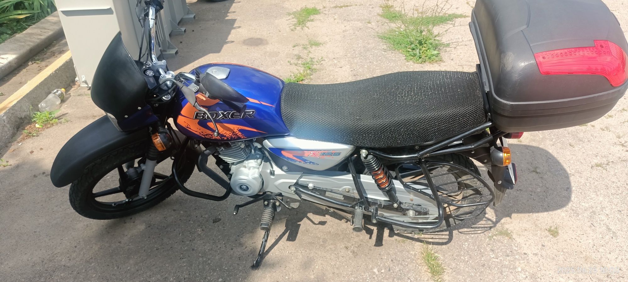 Мотоцикл Bajaj Boxer 125x