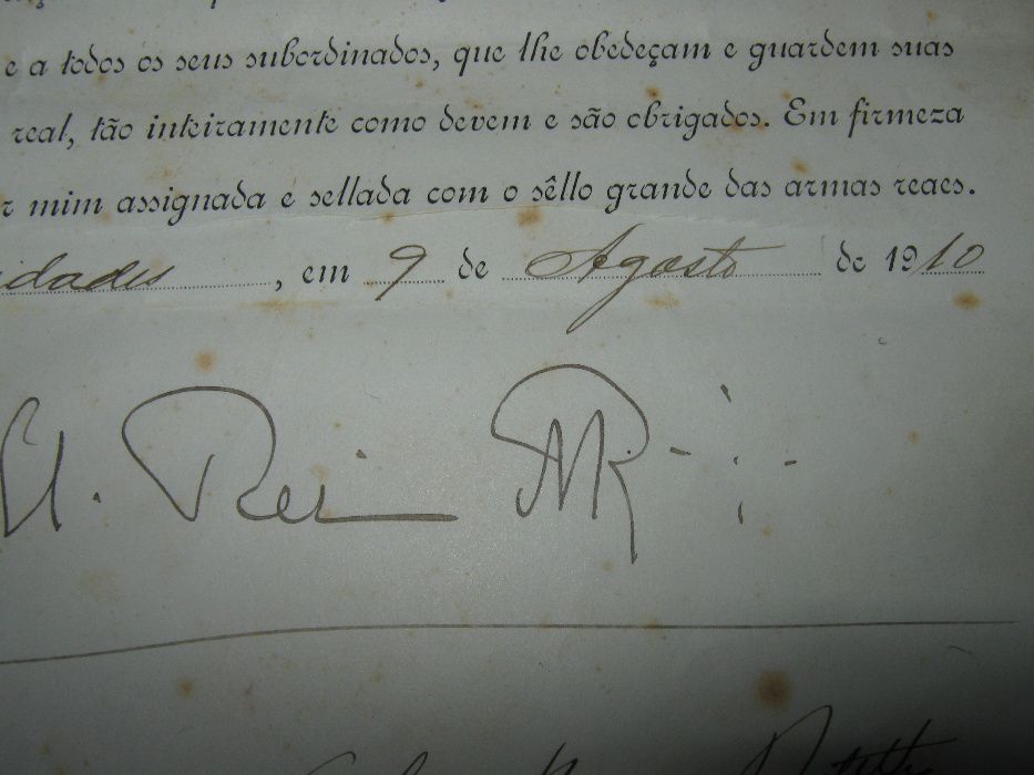 Documento de 1910 com carimbo real e assinado pelo Rei Dom Manuel ll