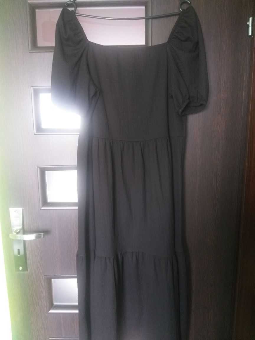 Sukienka czarna rozmiar 44