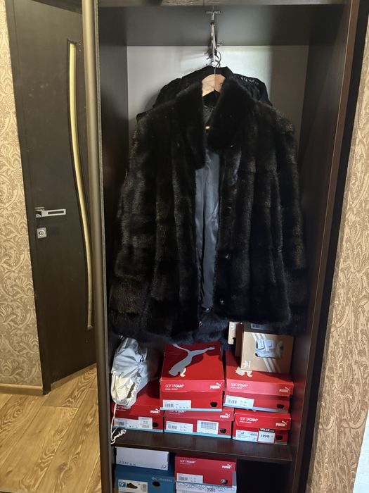 Прихожа купе колір темний венге