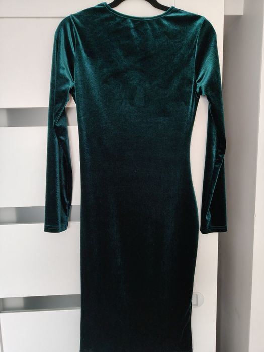 Sukienka welurowa świąteczna r.M