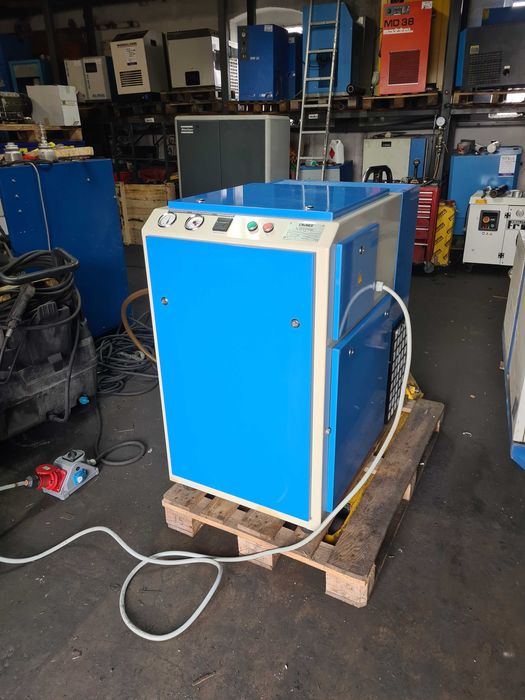 Kompresor śrubowy RENNER RS 15 kw