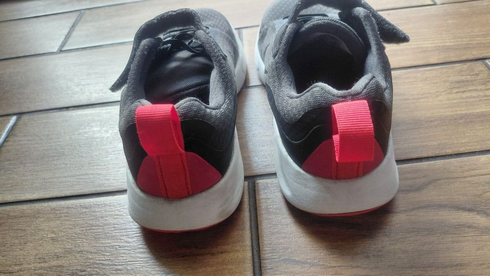 Buty marki Nike rozmiar 32