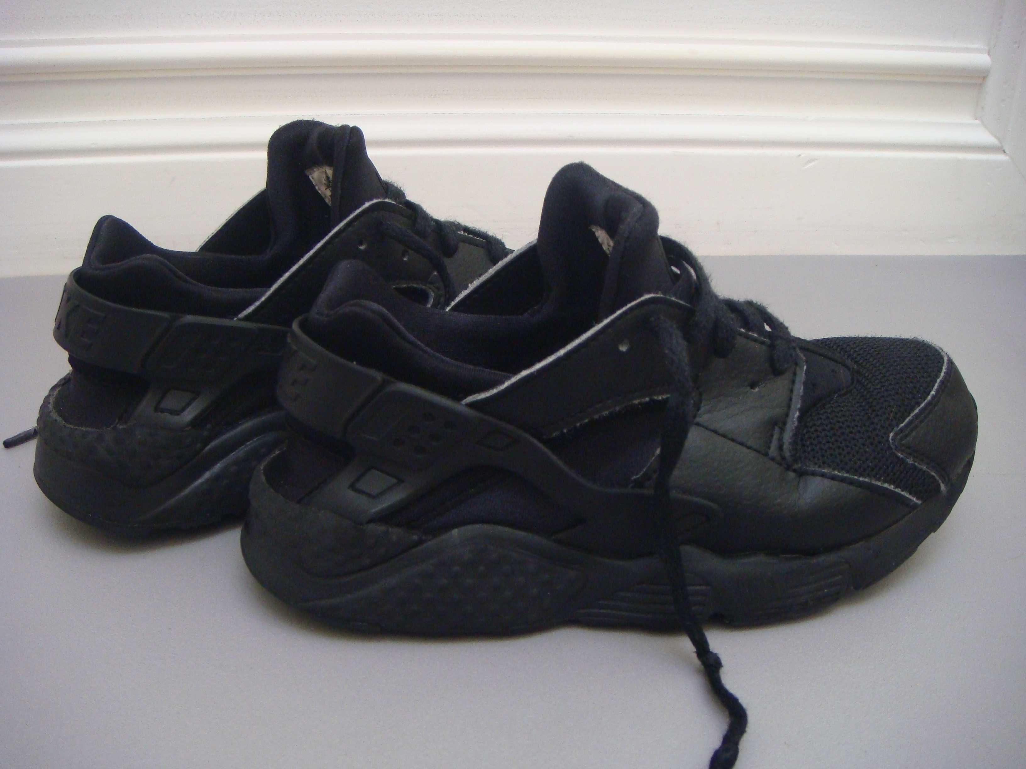 buty sneakersy NIKE Air Huarache Run roz. 33