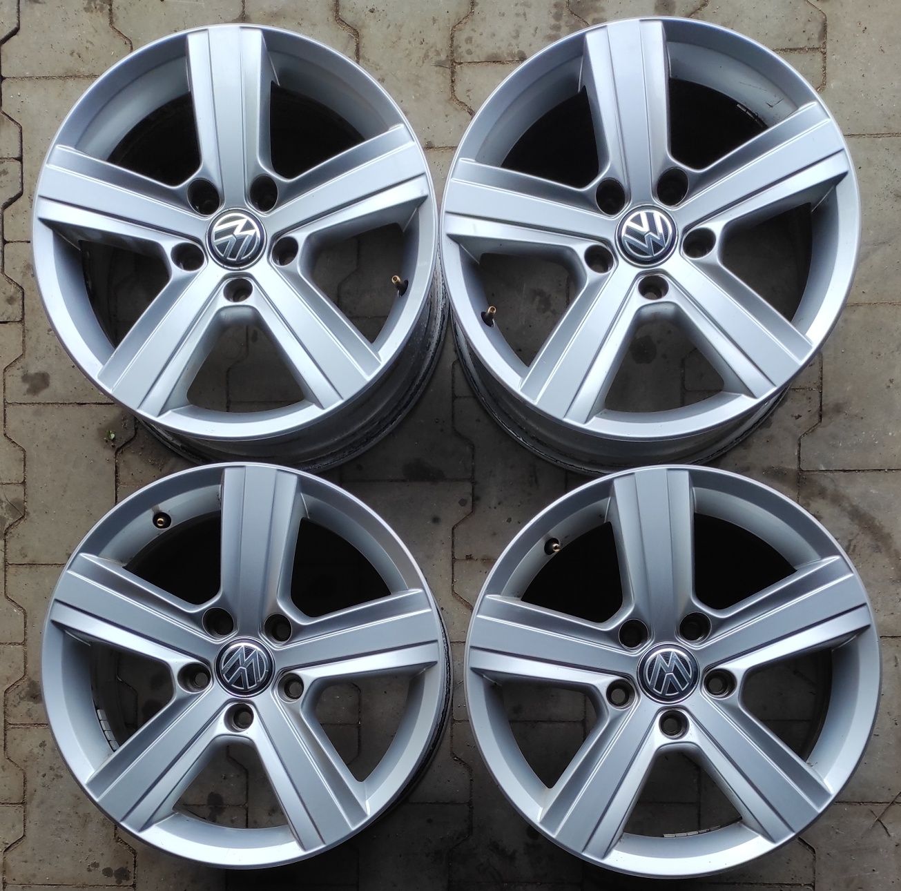 Felgi aluminiowe 5x112 16" Golf VII oryginał VW