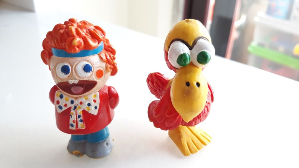 Bonecos miniatura em pvc