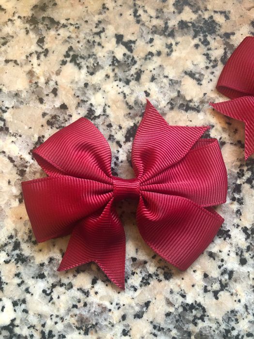 Travessão de cabelo novo