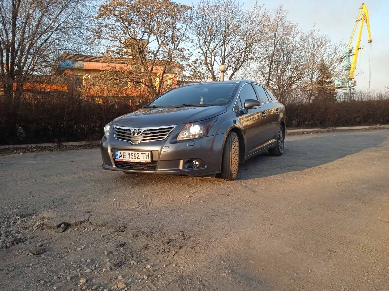 Продам Toyota Avensis