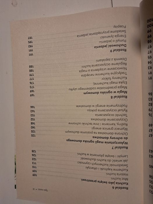 W domu czarownicy jak za pomocą rytuałow...Arin Murphy-Hiscock