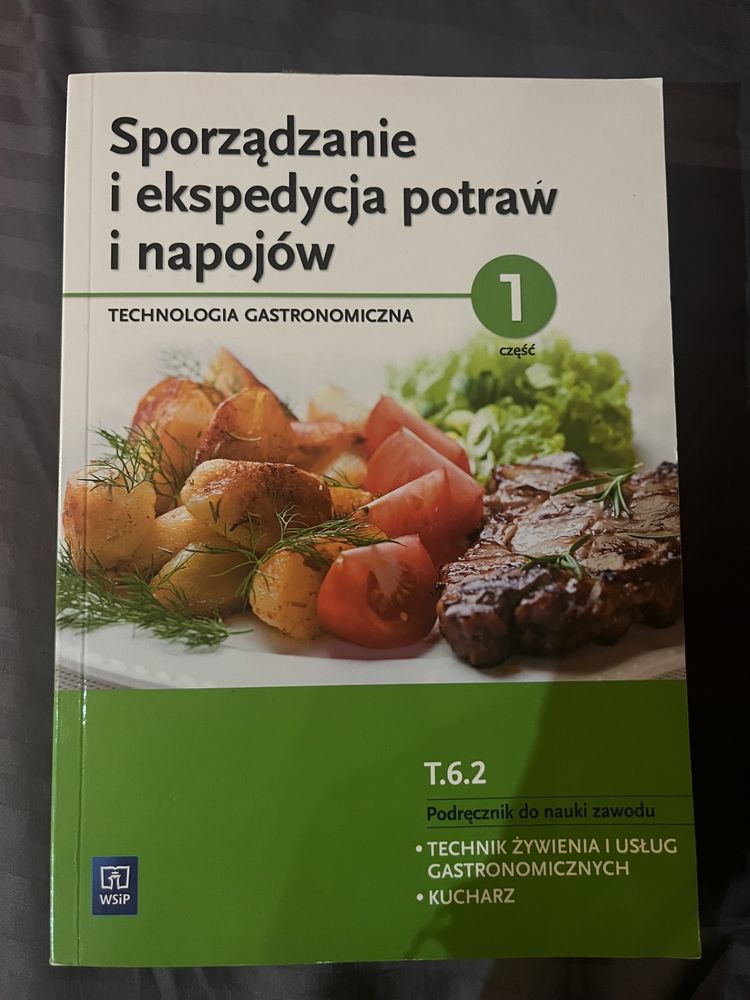 Sporządzanie i ekspedycja potraw i napojów  1