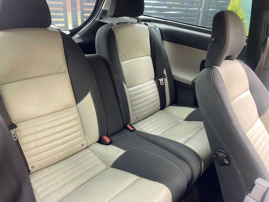Volvo C30 1.6d 2010r R-Desing
