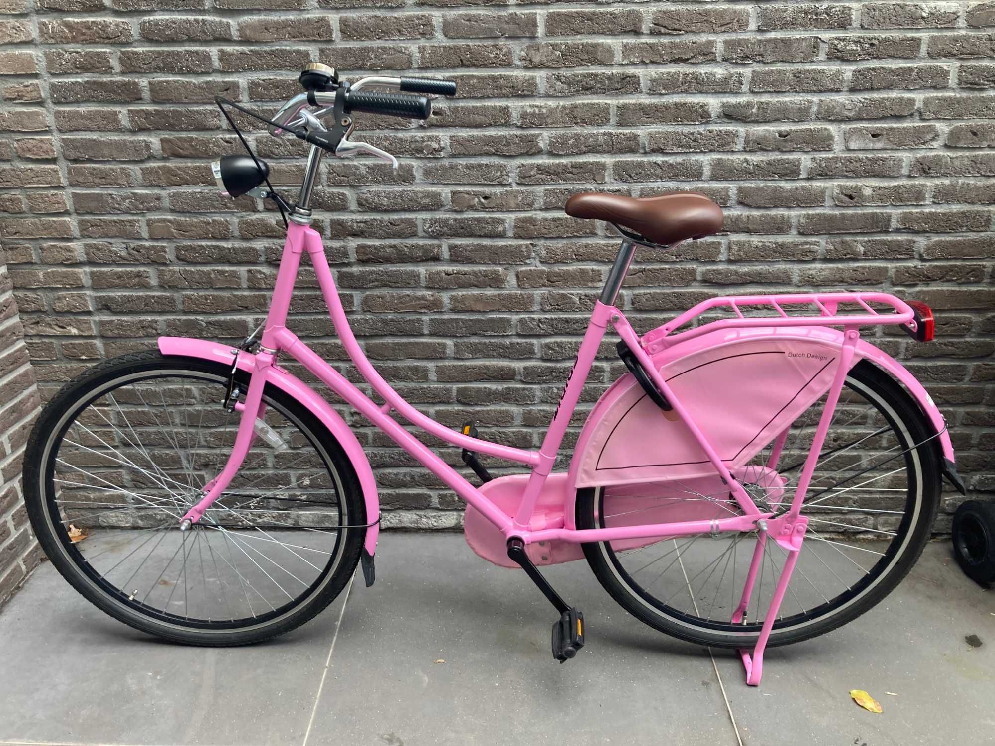 Bicicleta de transporte rosa