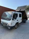 Mitsubishi Canter tríbasculante