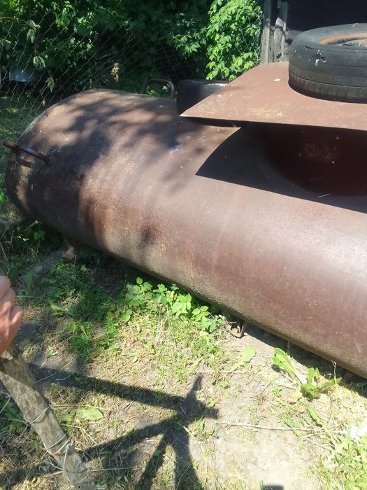 Бочка для зерна дуже в хорошому состоянії