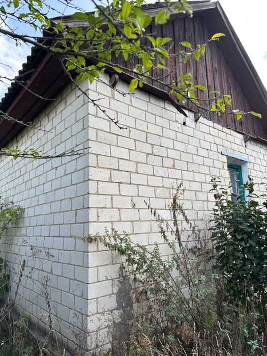 Продам цегляний будинок біля ЖД станції  с. Льгів