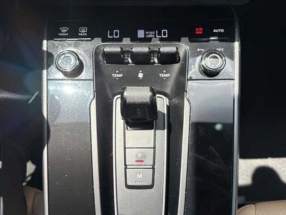 Porsche 911 Carrera 4S Coupe      2020