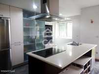 Moradia T5 isolada com 1.000m2  de terreno