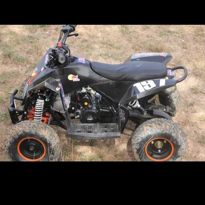 90cc, 4 tempos,

Mini Quad 90cc