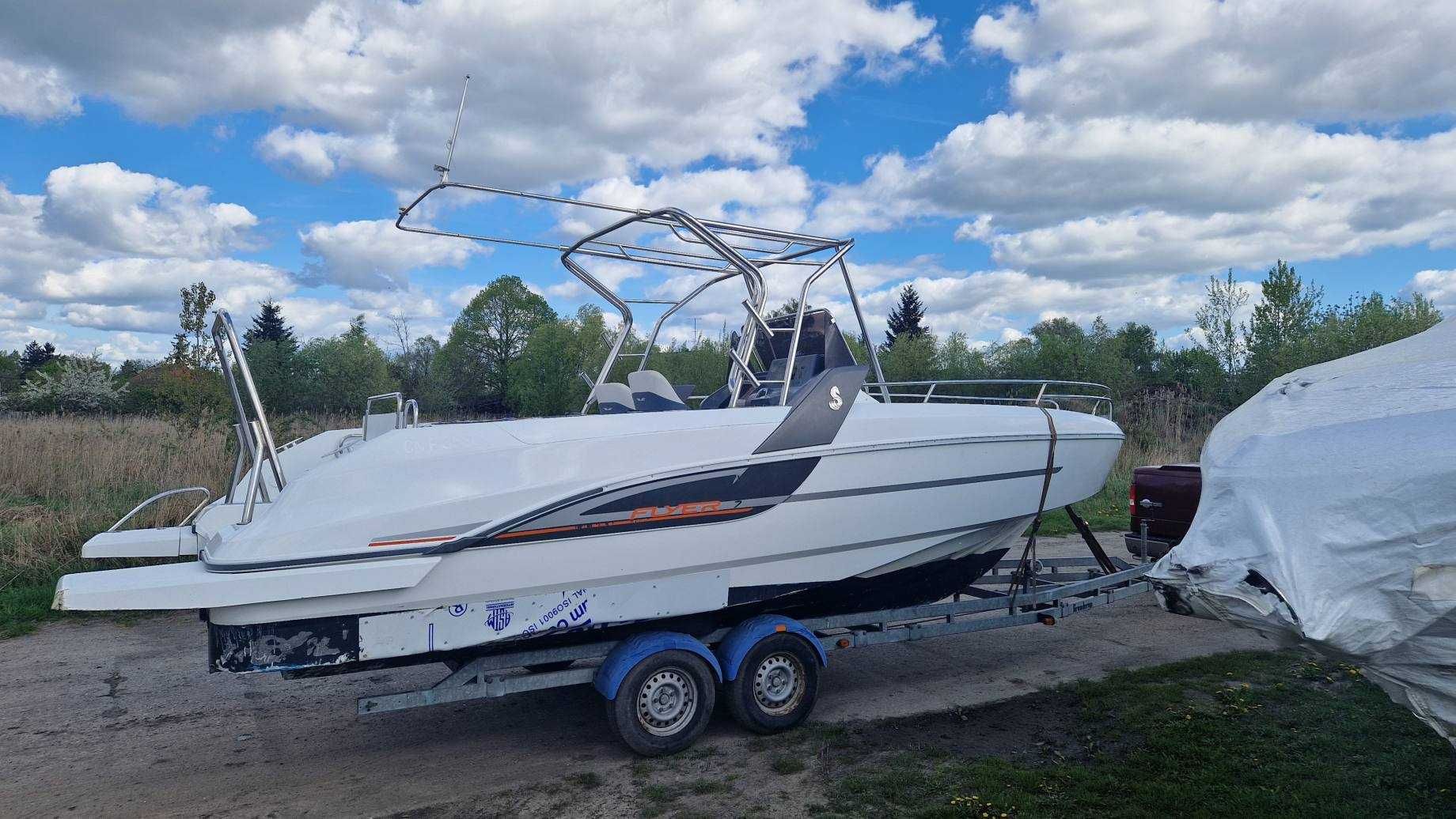 Jacht motorowy Beneteau Flyer 7 Spacedeck 2015r.