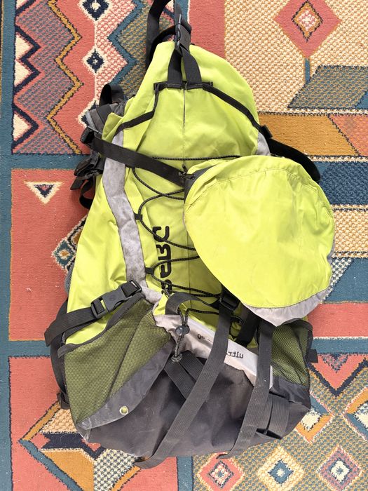 Mochila Berg Perfeita para Viagens e Caminhadas