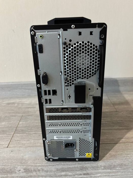 Ігровий Комп'ютер Lenovo IdeaCentre Gaming 5 14IOB6