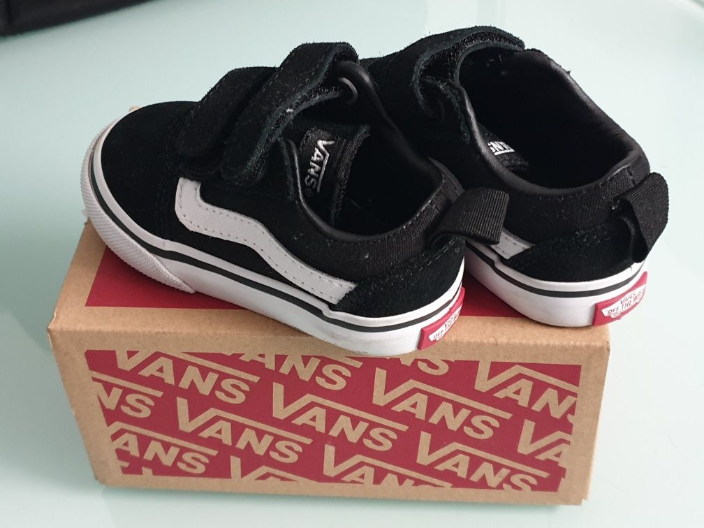 Sapatilhas Vans Ward V Classic Canvas Tamanho 19