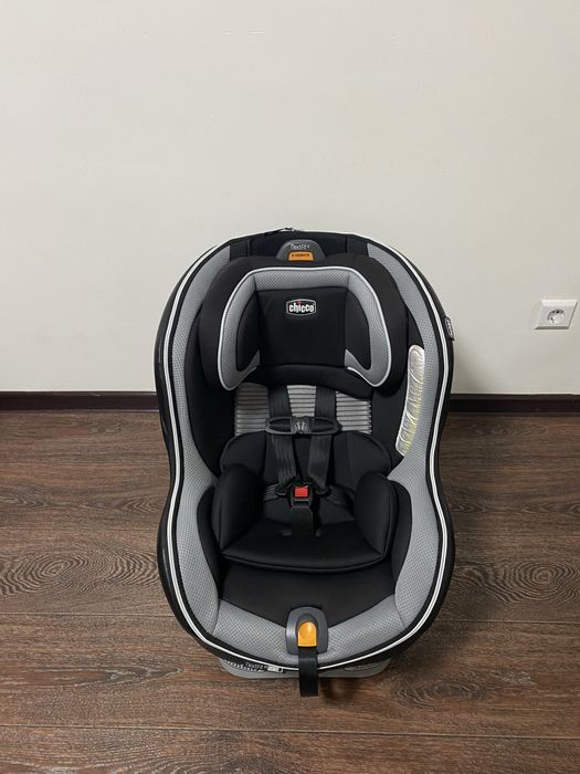 Автокрісло Chicco NextFit ZIP від 0 до 8 років