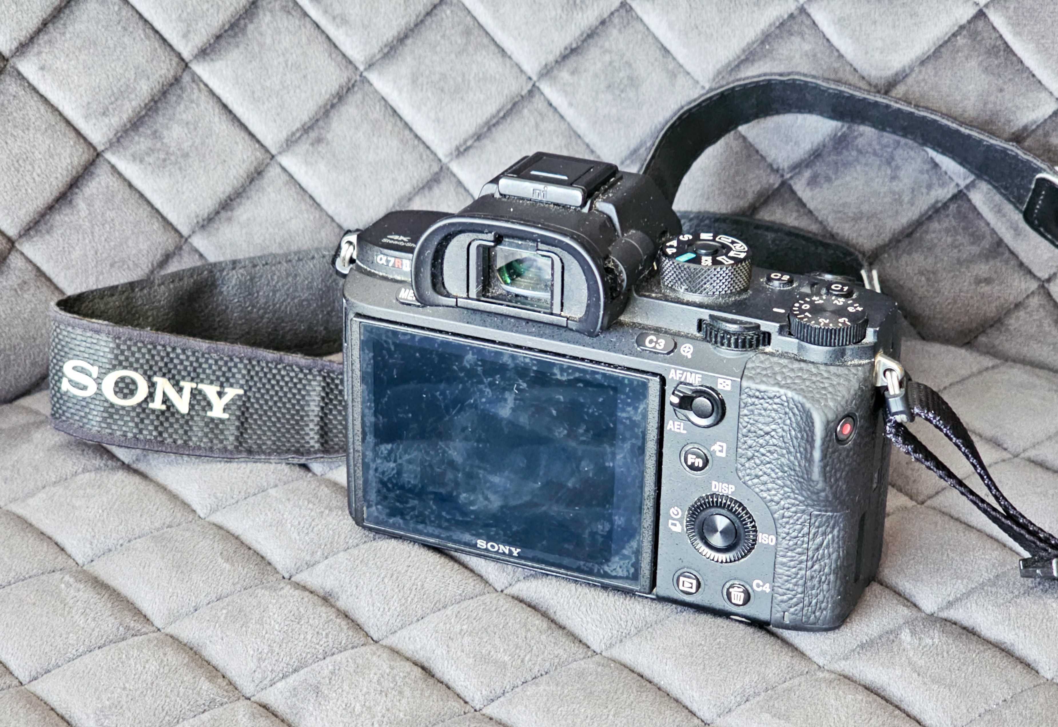 Sony A7R II - Full Frame 42MP, 4K - Óptimo Estado