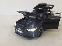 Model Audi RS6 1:32 LED