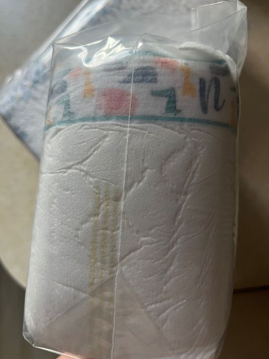 Dada Extra Care, Rozmiar 1(2-5 kg ).
3 Nowy, nieotwarty paczki