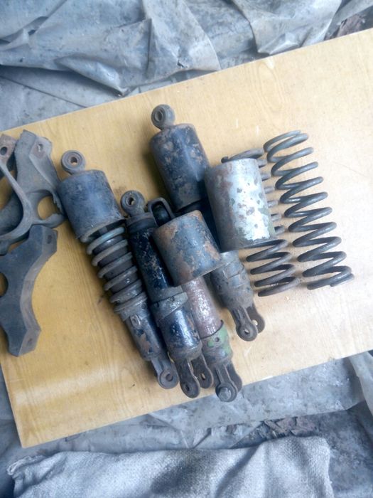 Амортизаторы  Иж Планета юпитер