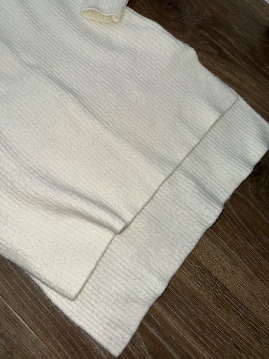 Свитер гольф туника O’stin шампань S-M