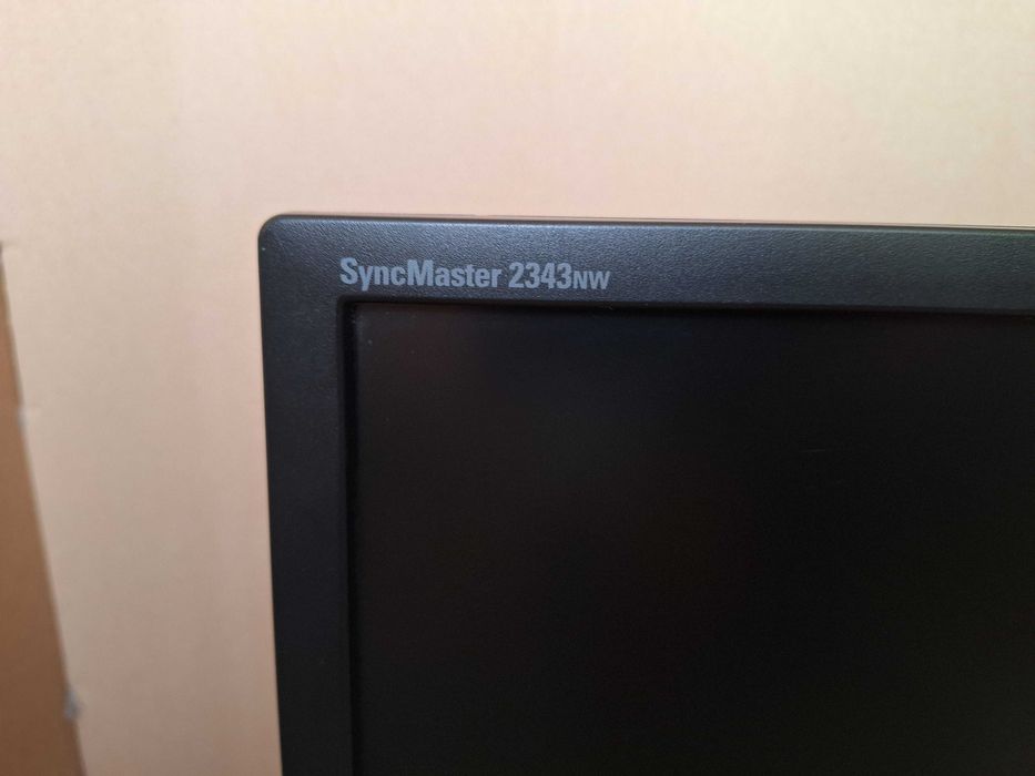 Monitor SAMSUNG SM 2343NW 23 cale Używany VGA Rozdzielczość 2048x1152