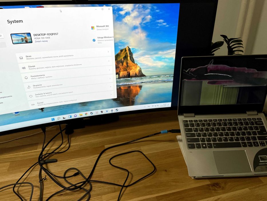 Laptop Lenovo YOGA 720 - uszkodzony, i5-8250U, 256GB SSD, 8GB RAM