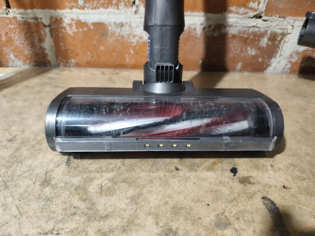 Odkurzacz pionowy Dyson V6 model DC62