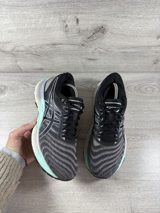 Asics Gel Nimbus Lite чоловічі кросівки бігові 40 розмір