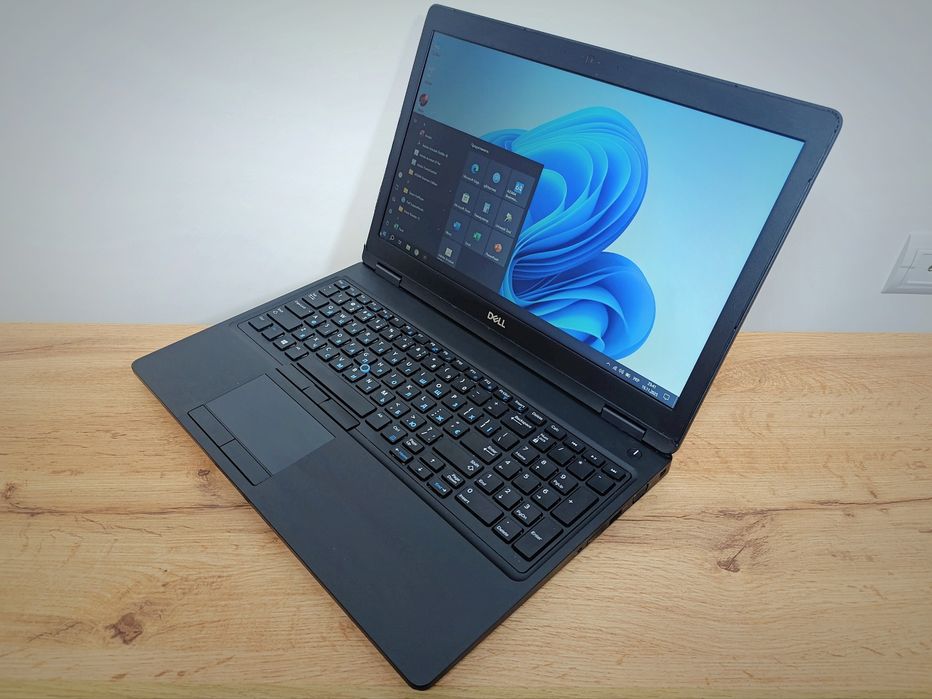 15'6 ноутбук Dell Latitude 5580/i5-8350U/8GB DDR4/Батарея 5 годин