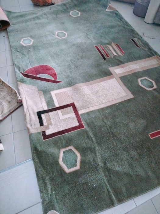 Продаю ковры и остатки коврового покрытия со склада магазина