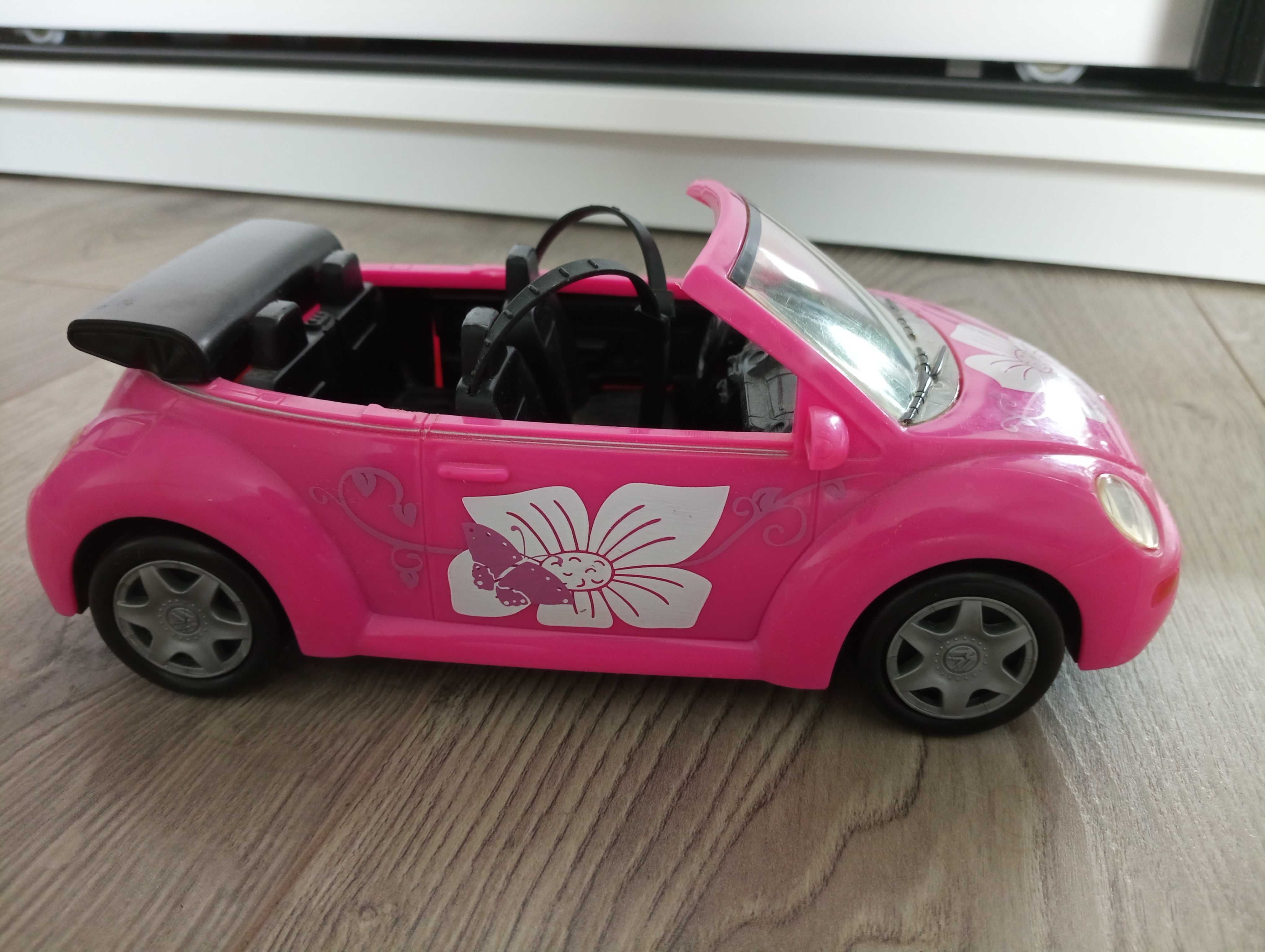 Plastikowy różowy samochód dla lalek