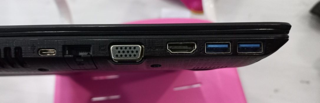 Ноутбук Acer F5-573G 15", подсветка клавиатуры