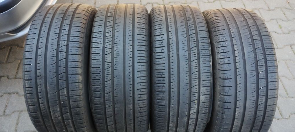 Pirelli Scorpion 245/45/19 opony zimowe  komplet