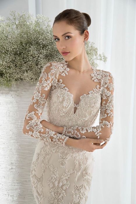 Весільна сукня