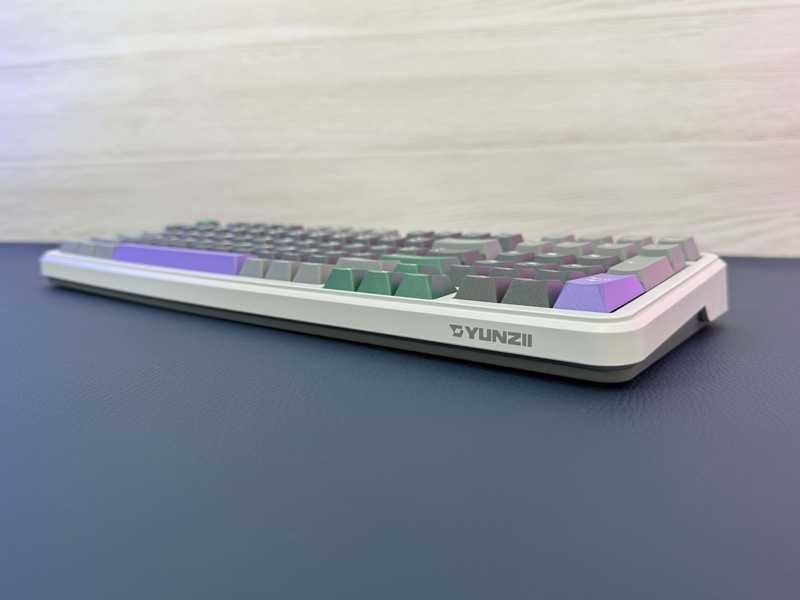 Механічна бездротова клавіатура YUNZII  B98 / Cocoa Cream V2 Switch