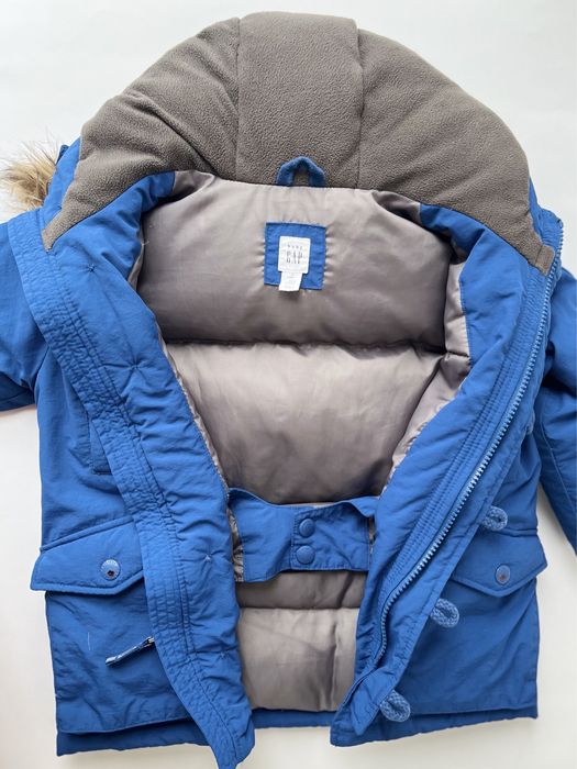 Зимова пухова куртка для дитини віком 3 роки GAP