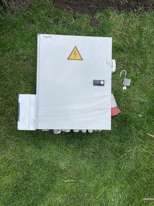 Skrzynka budowlana RBTka,kompletna z klodka