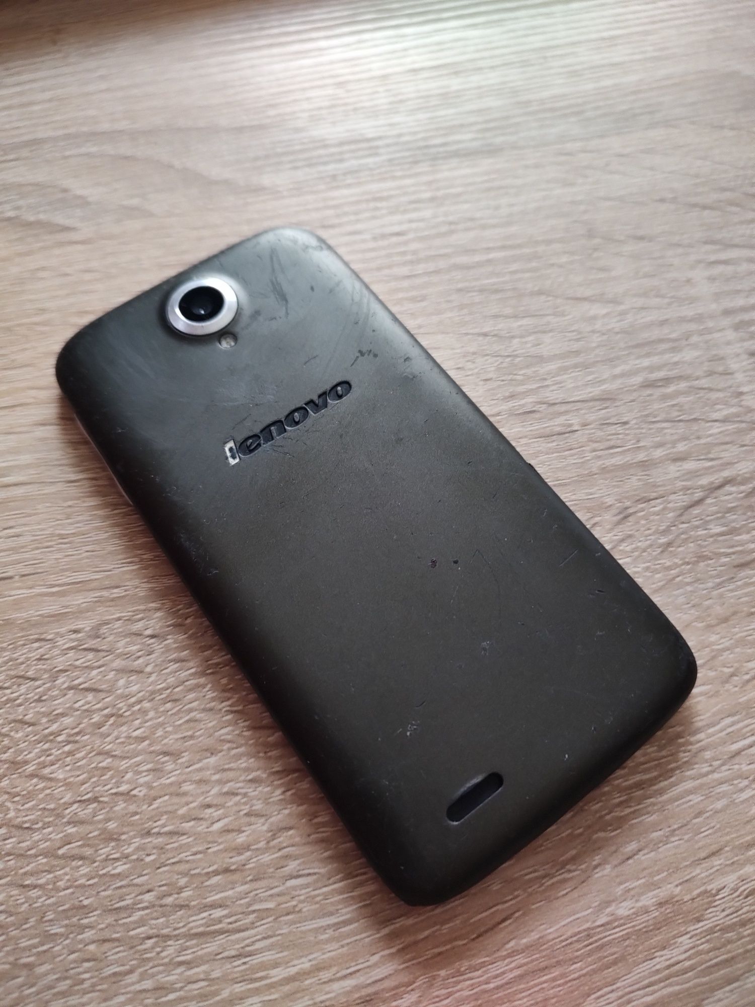 Смартфон Lenovo S820 (на запчастини)