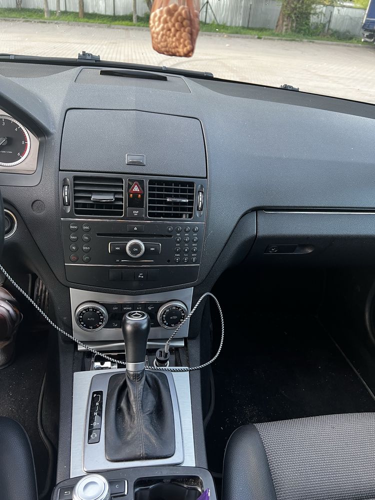 Mercedes c220 170 KM wesja AVANGARDE