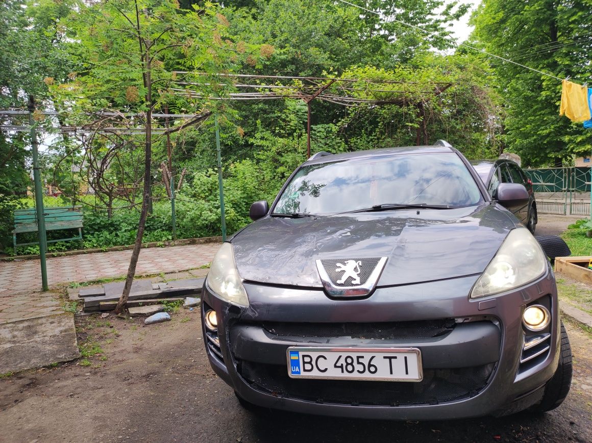 Peugeot 4007 2008 Рік